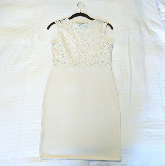 🌼 H&M ivory lace knit dress - Picture 2 of 4